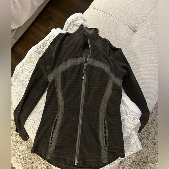 Lululemon zip up 4 - Picture 1 of 5